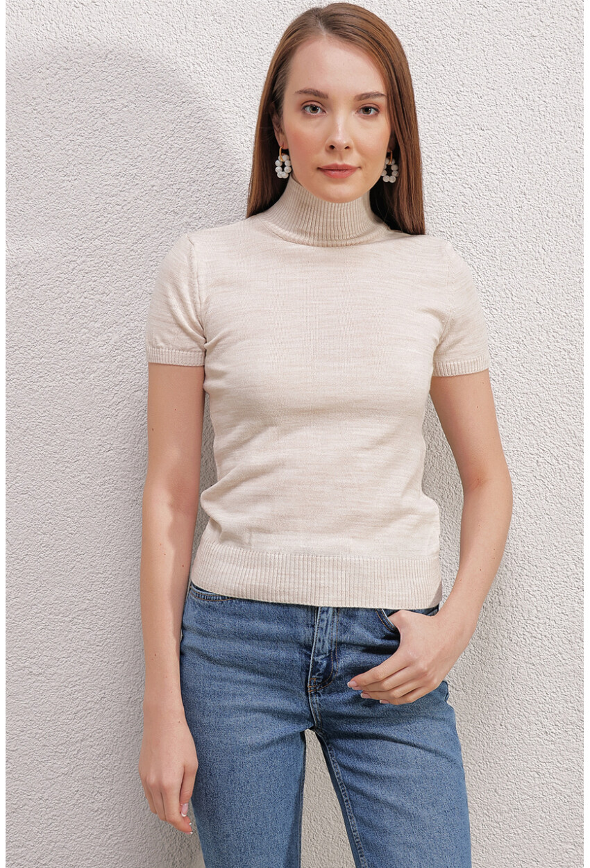 15819 Short Sleeve Turtleneck Sweater