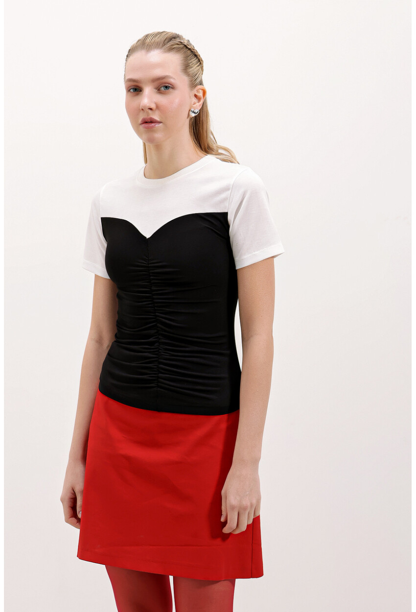 4314 Ruched Basic T-Shirt