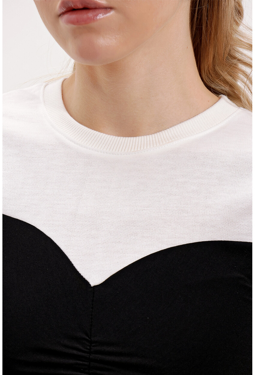 4314 Ruched Basic T-Shirt