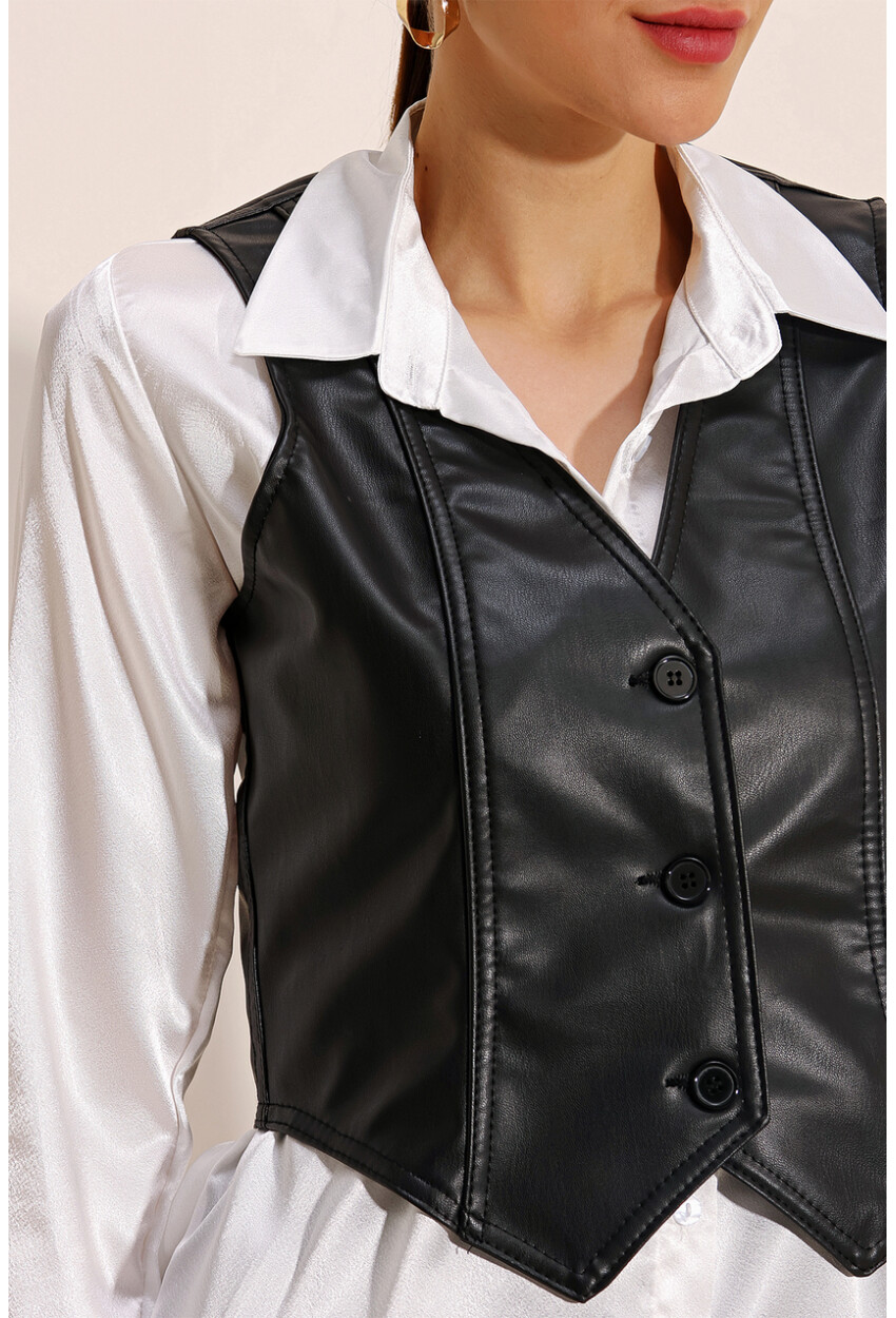 6790 Faux Leather Vest