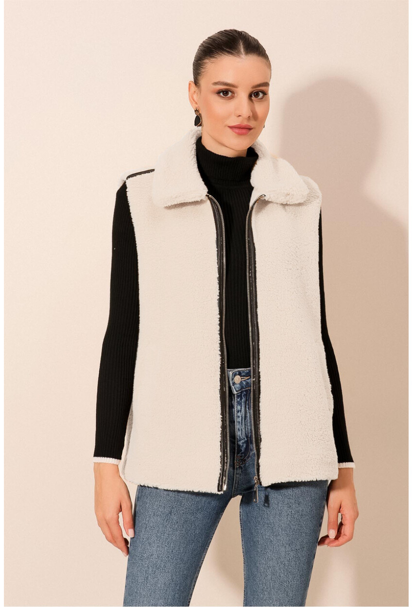 6793 Peluş Yelek