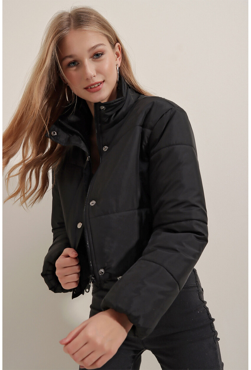 5124 Siyah Crop Şişme Mont