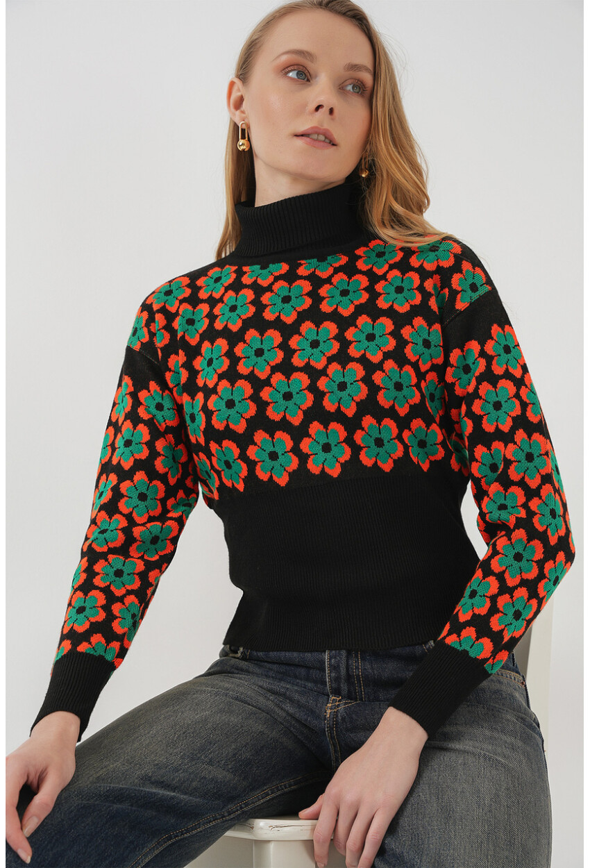 15801 Turtleneck Patterned Crop Sweater