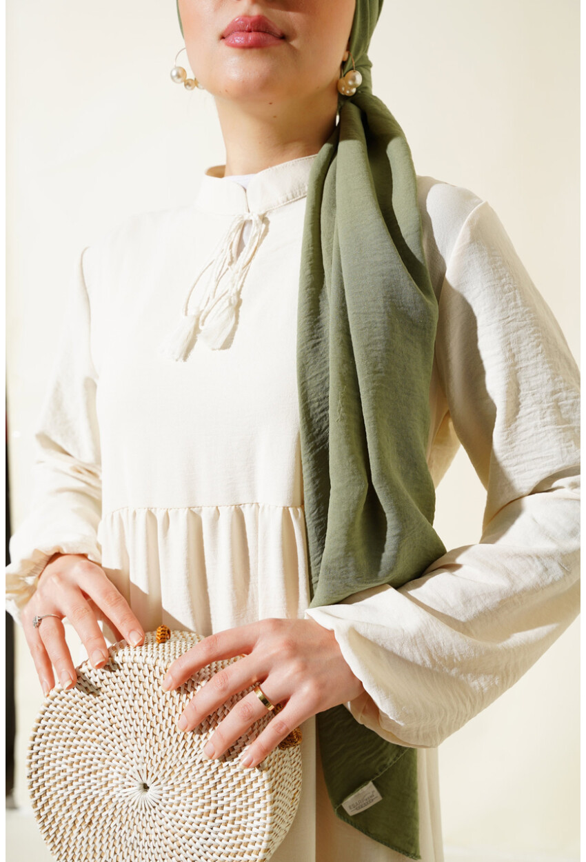 1627 Hijab Dress With Lace-Up Collar