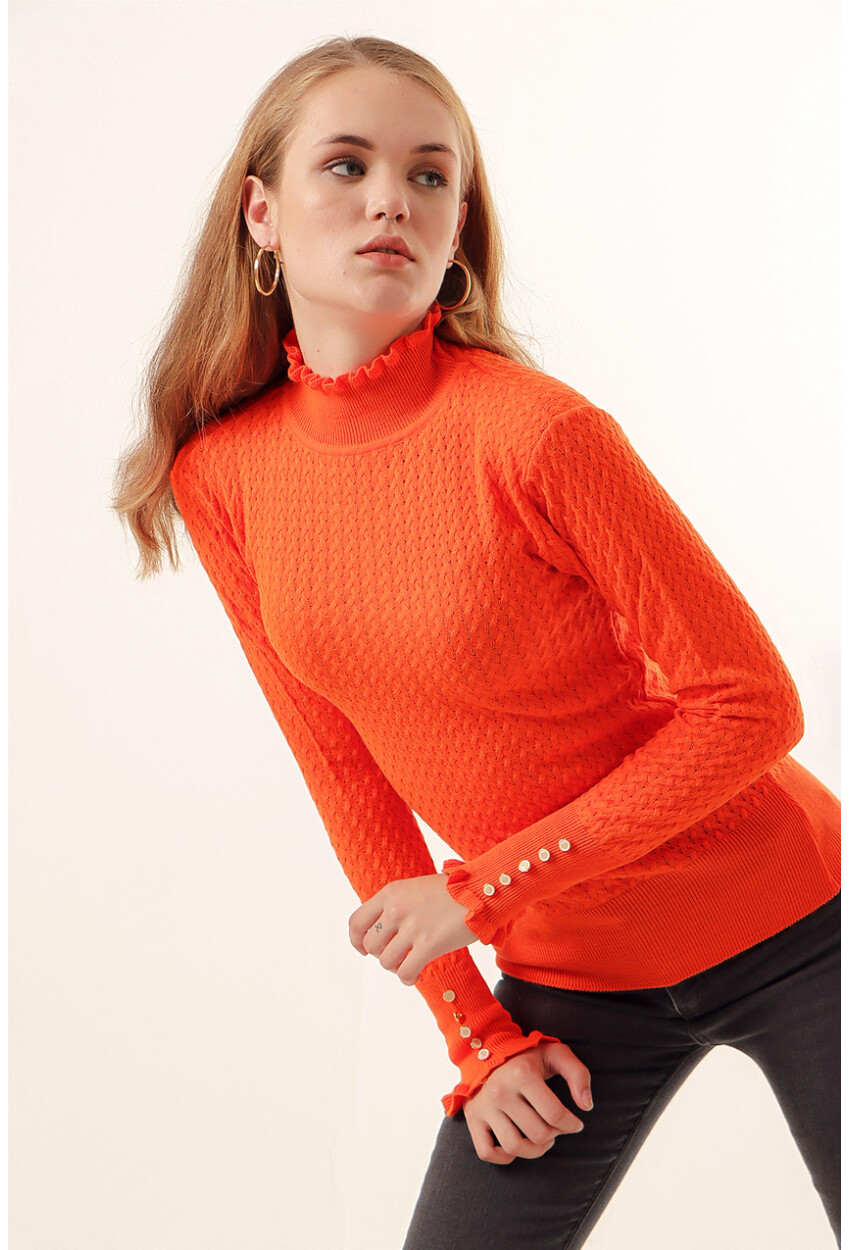 15786 Turtleneck Sweater With Buttons