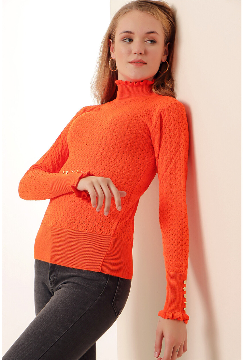 15786 Turtleneck Sweater With Buttons