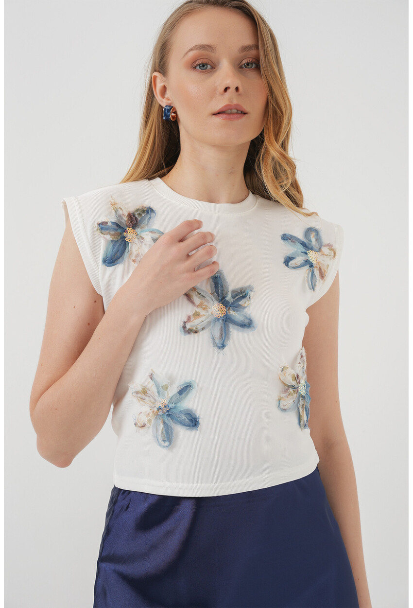 930 Kısa Kol Desenli Crop Bluz