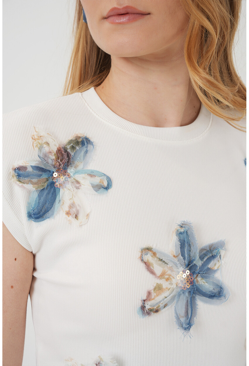 930 Kısa Kol Desenli Crop Bluz