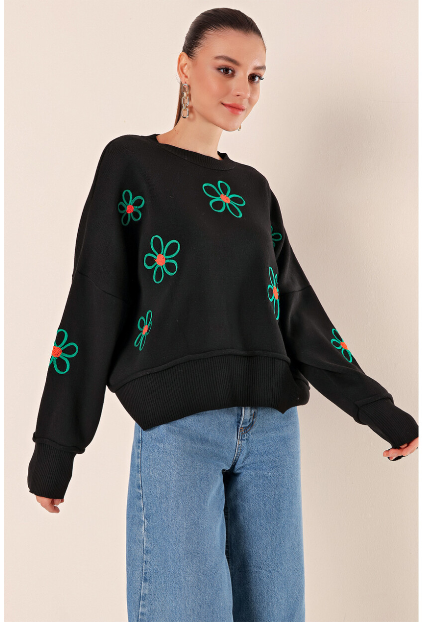 15824 Oversized Poncho Sweater