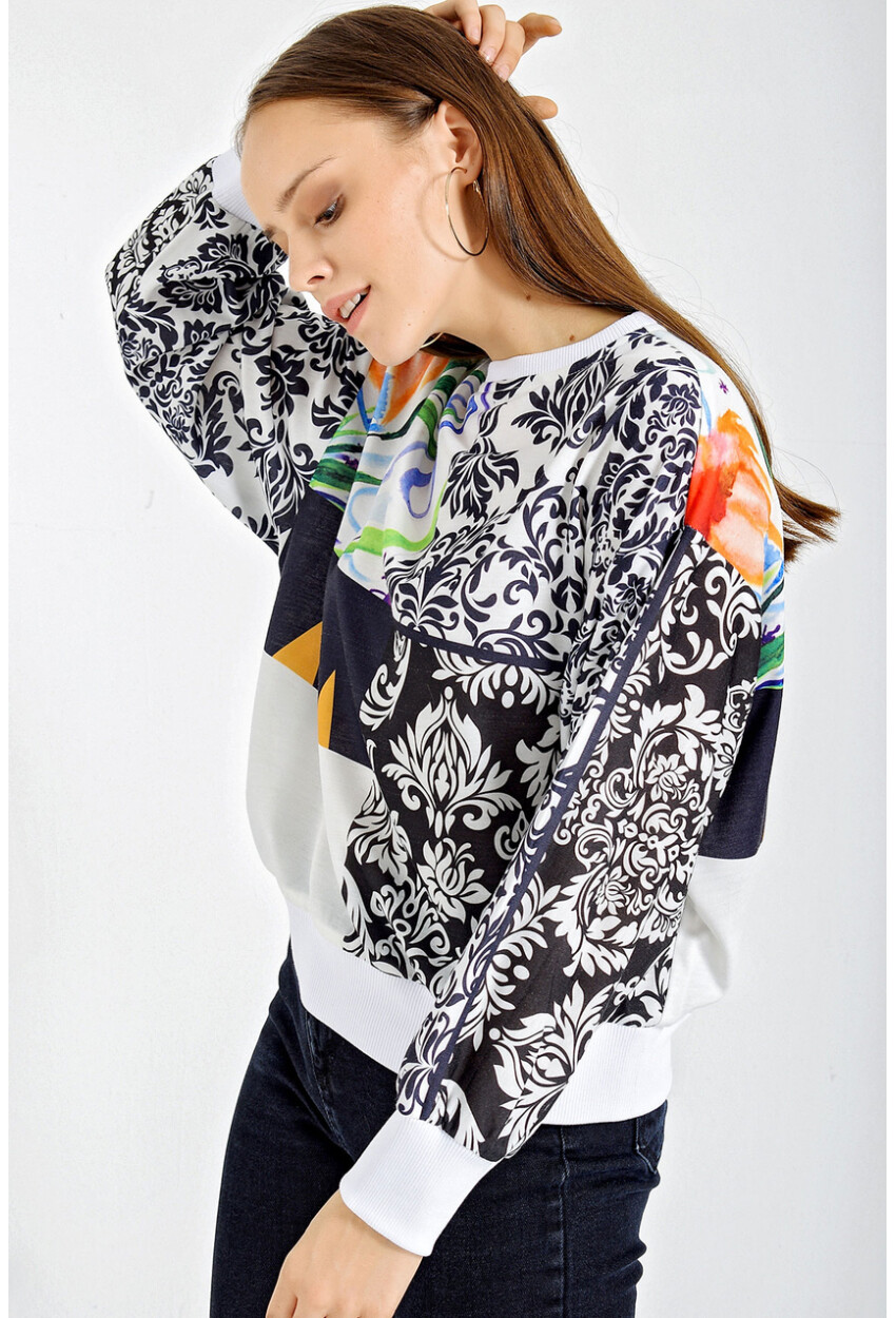 55318 Mix Patterned Oversized Sweatshirt