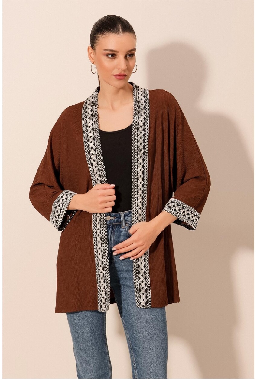 5866 Nakışlı Örme Kimono