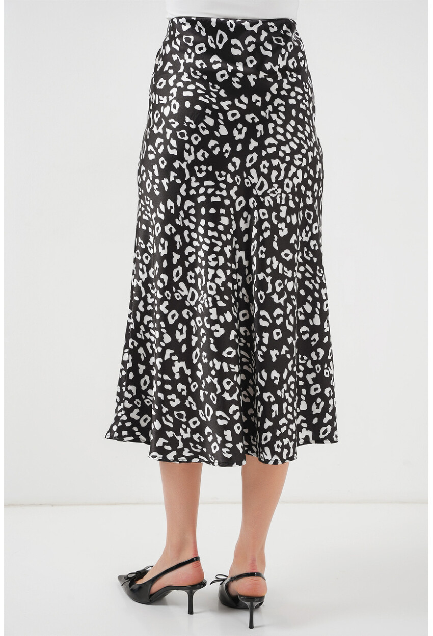 15806 Satin Skirt