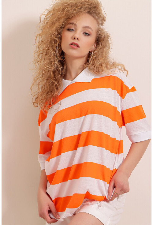 01519 Polo Yaka Çizgili Tişört