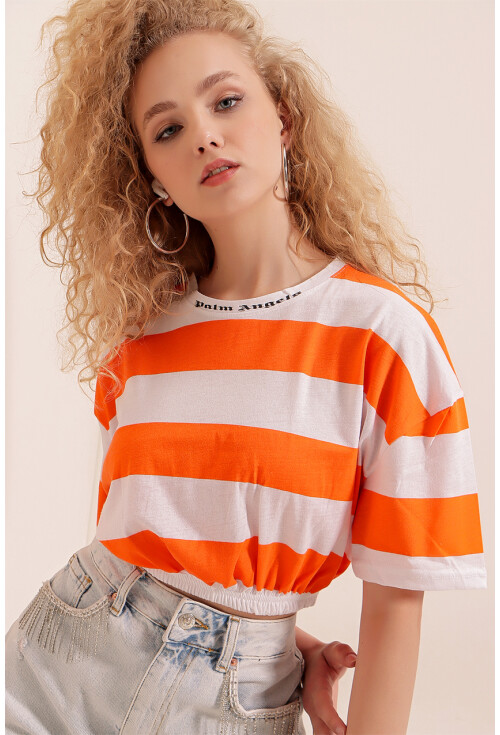 01520 Çizgili Crop Tişört