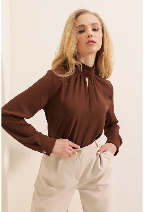 0418 Pencere Detaylı Bluz