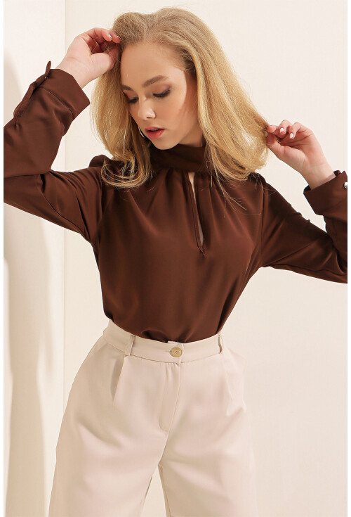 0418 Pencere Detaylı Bluz