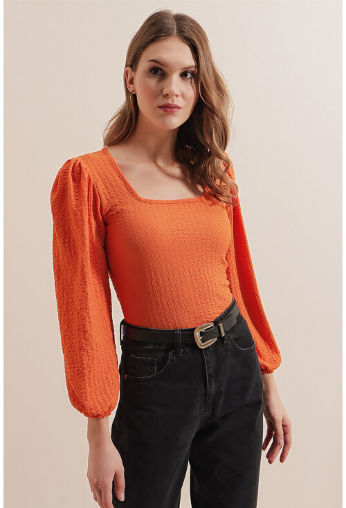 0442 Uzun Kollu Bluz