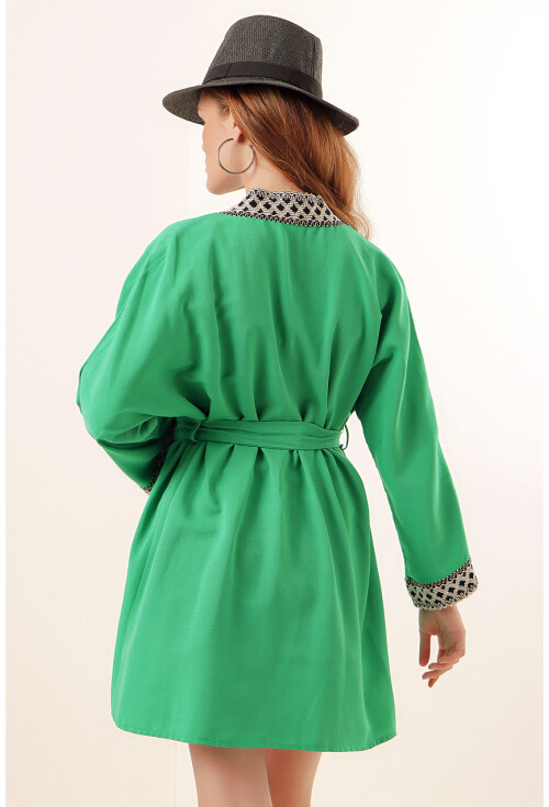 05867 Nakışlı Keten Kimono