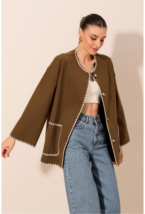 0690 Boyfriend Nakışlı Kaşe Ceket
