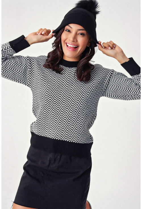 10304 Zikzak Desen Oversize Triko Kazak