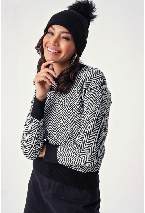 10304 Zikzak Desen Oversize Triko Kazak