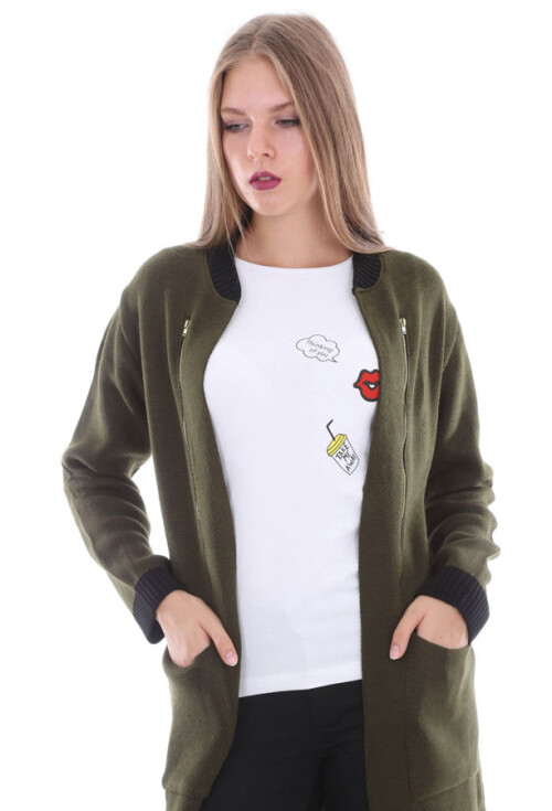 15331 FERMUAR DETAYLI TRİKO HIRKA