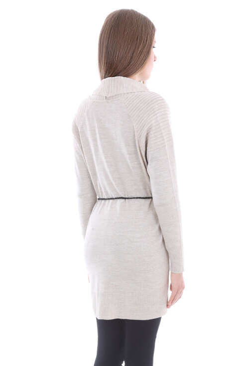 15431 KISA TRİKO HIRKA