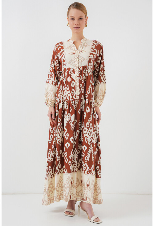 2423 Otantik Desenli Tesettür Elbise