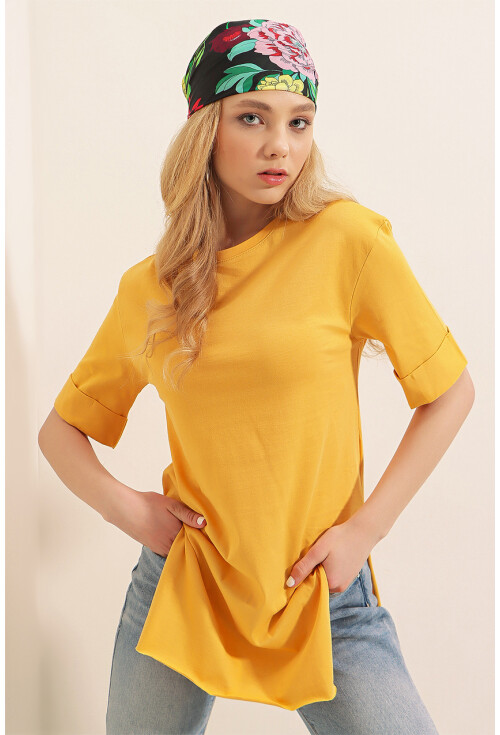 4123 Yırtmaçlı Oversize Tişört
