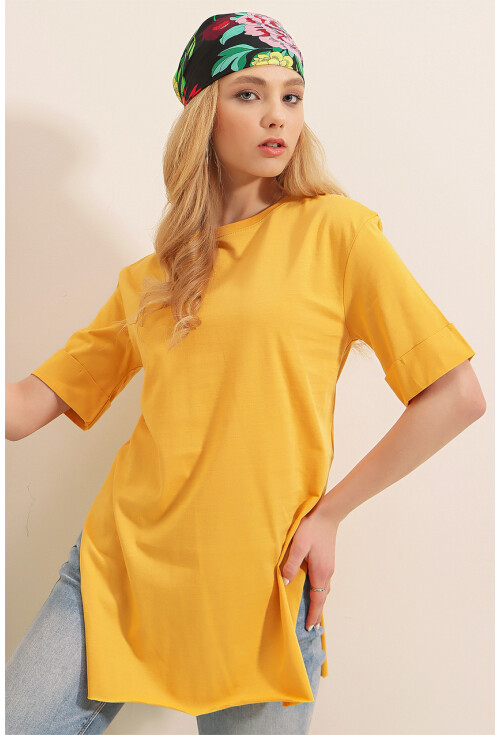 4123 Yırtmaçlı Oversize Tişört