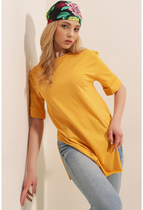 4123 Yırtmaçlı Oversize Tişört