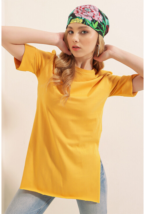 4123 Yırtmaçlı Oversize Tişört