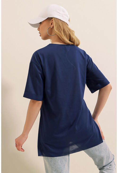 4123 Yırtmaçlı Oversize Tişört