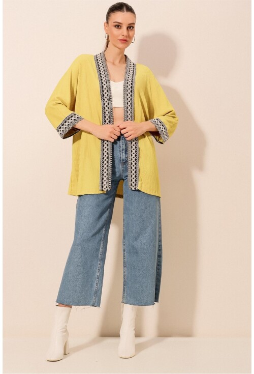 5866 Nakışlı Örme Kimono