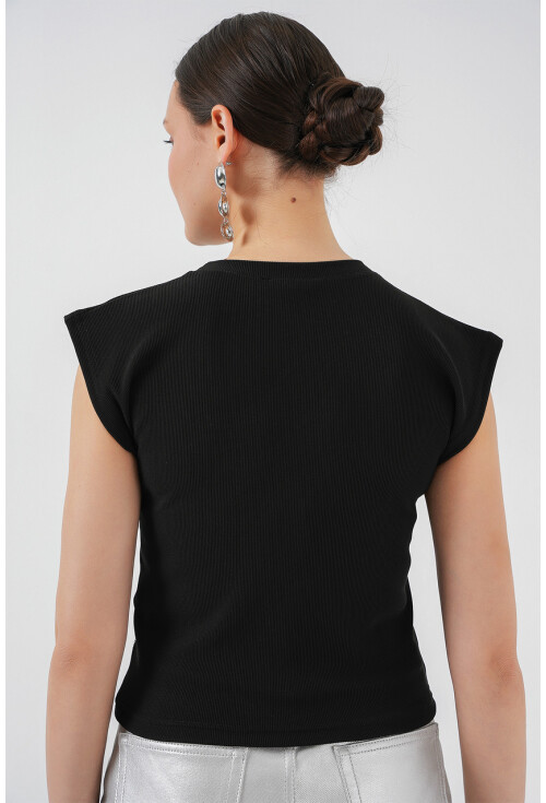 Kadın Sıfır Kol Taşlı Bluz 931