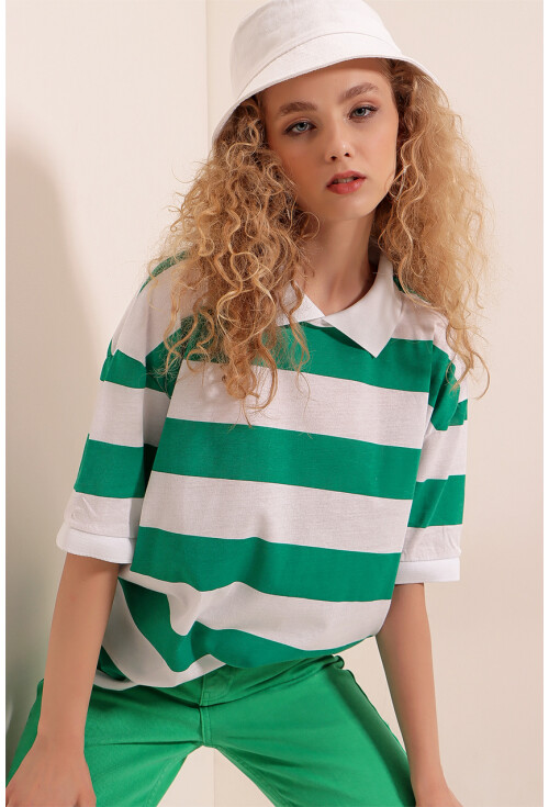 01519 Polo Yaka Çizgili Tişört