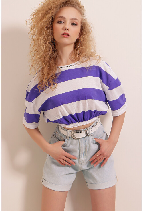 01520 Çizgili Crop Tişört