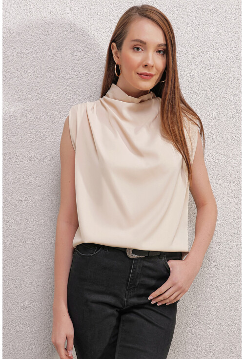 0462 Vatkalı Saten Bluz