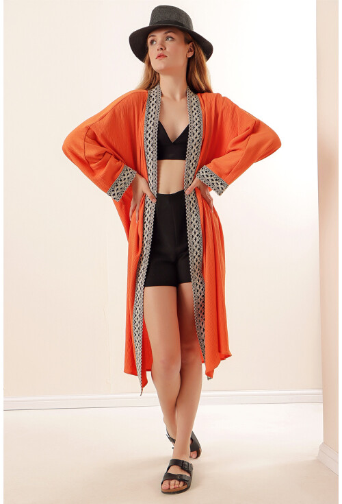 05865 Nakışlı Örme Uzun Kimono