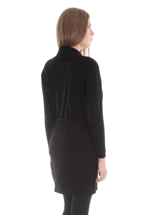15431 KISA TRİKO HIRKA