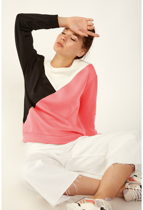 2884 ÜÇ RENK BLOKLU SWEATSHIRT