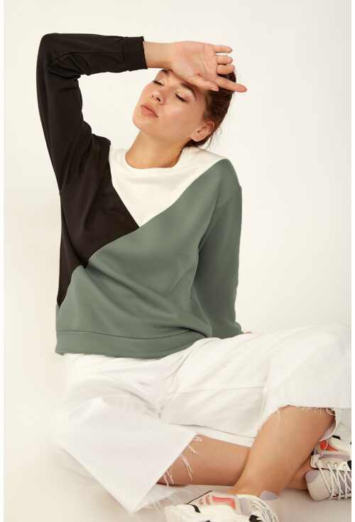 2884 ÜÇ RENK BLOKLU SWEATSHIRT