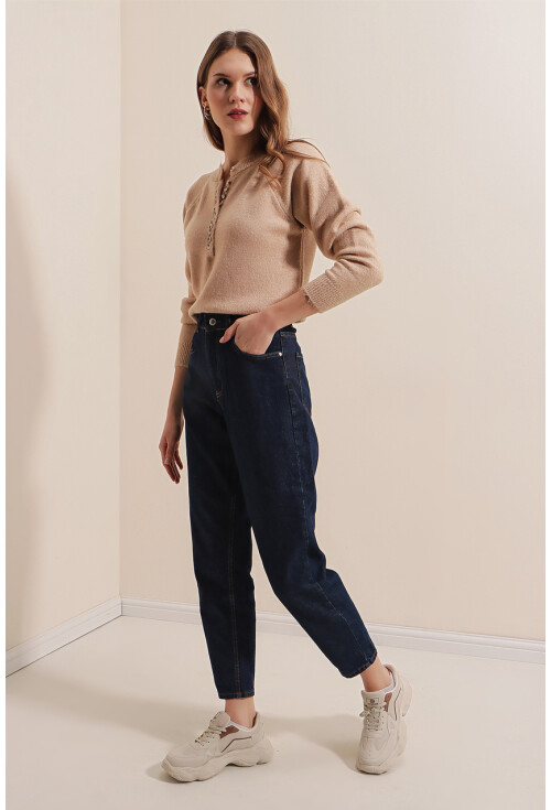 6563 Mom Jeans