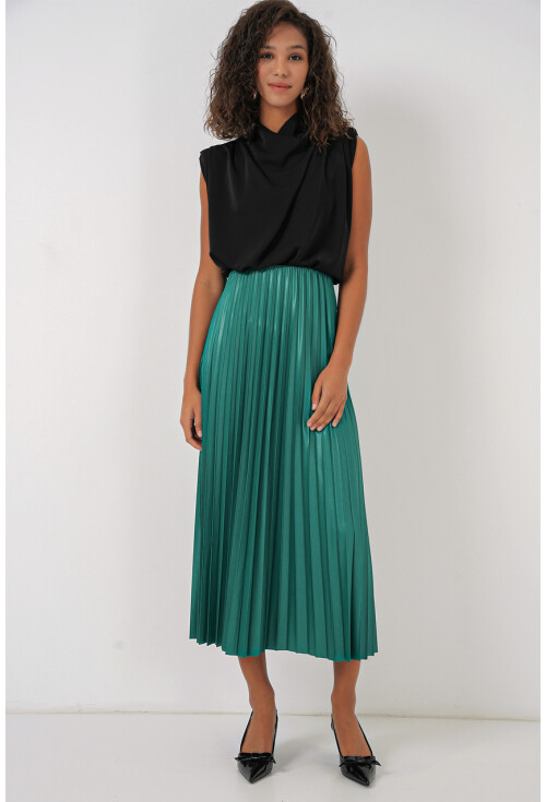 8009 Deri Görünümlü Piliseli Etek