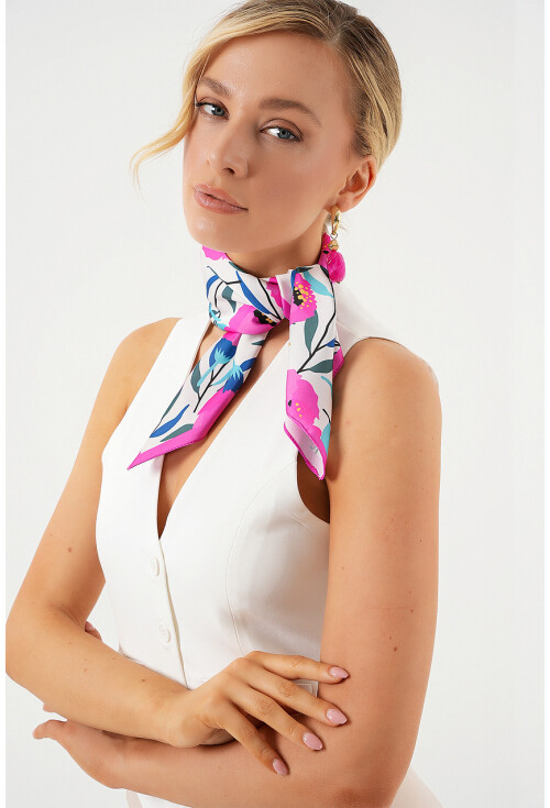 Kadın Desenli Bandana Fular 010187