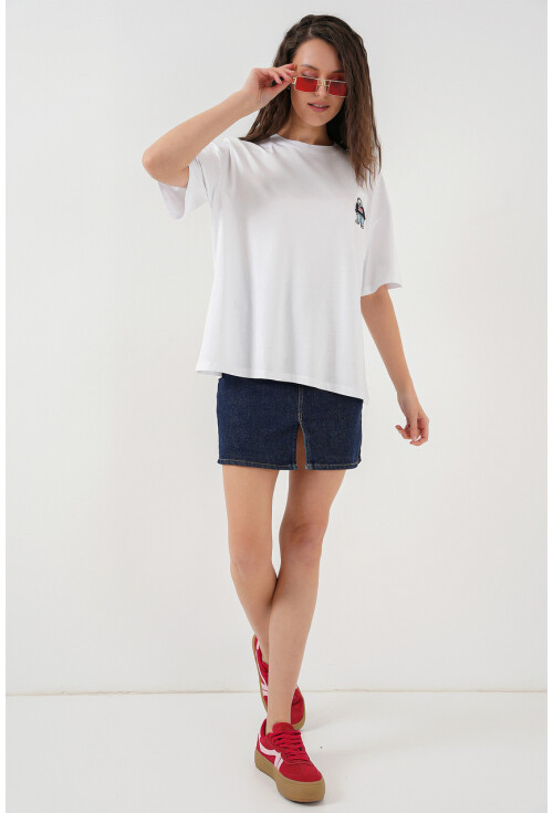 Kadın Nakışlı Oversize Tişört 4325