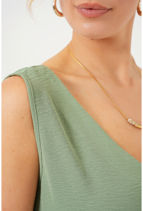 V Yaka Sıfır Kol Bluz 950