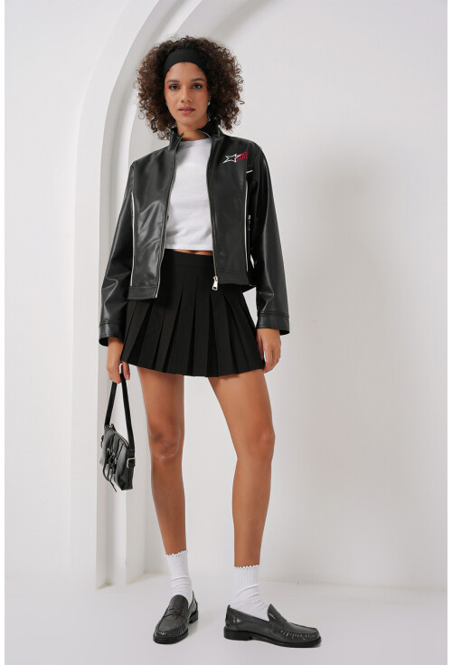 1041 Dik Yaka Suni Deri Ceket