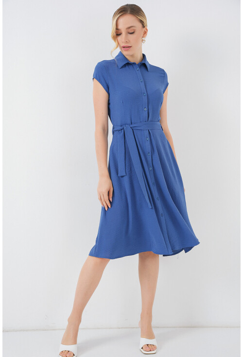 1677 Boydan Düğmeli Kuşaklı Elbise