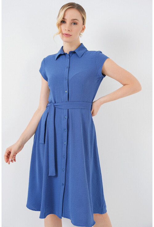 1677 Boydan Düğmeli Kuşaklı Elbise